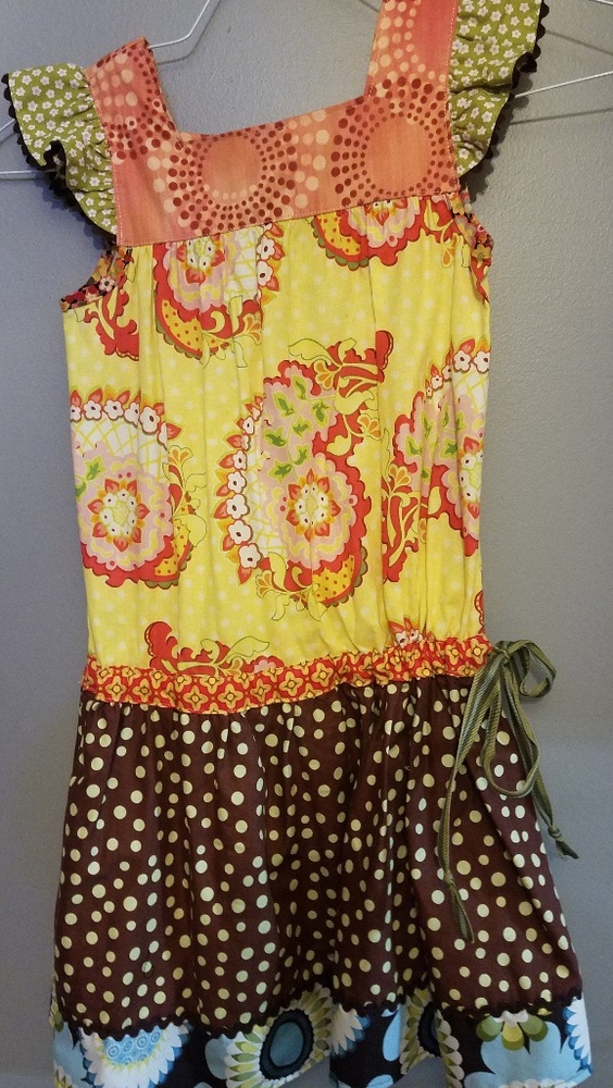 Girls size 6 dress